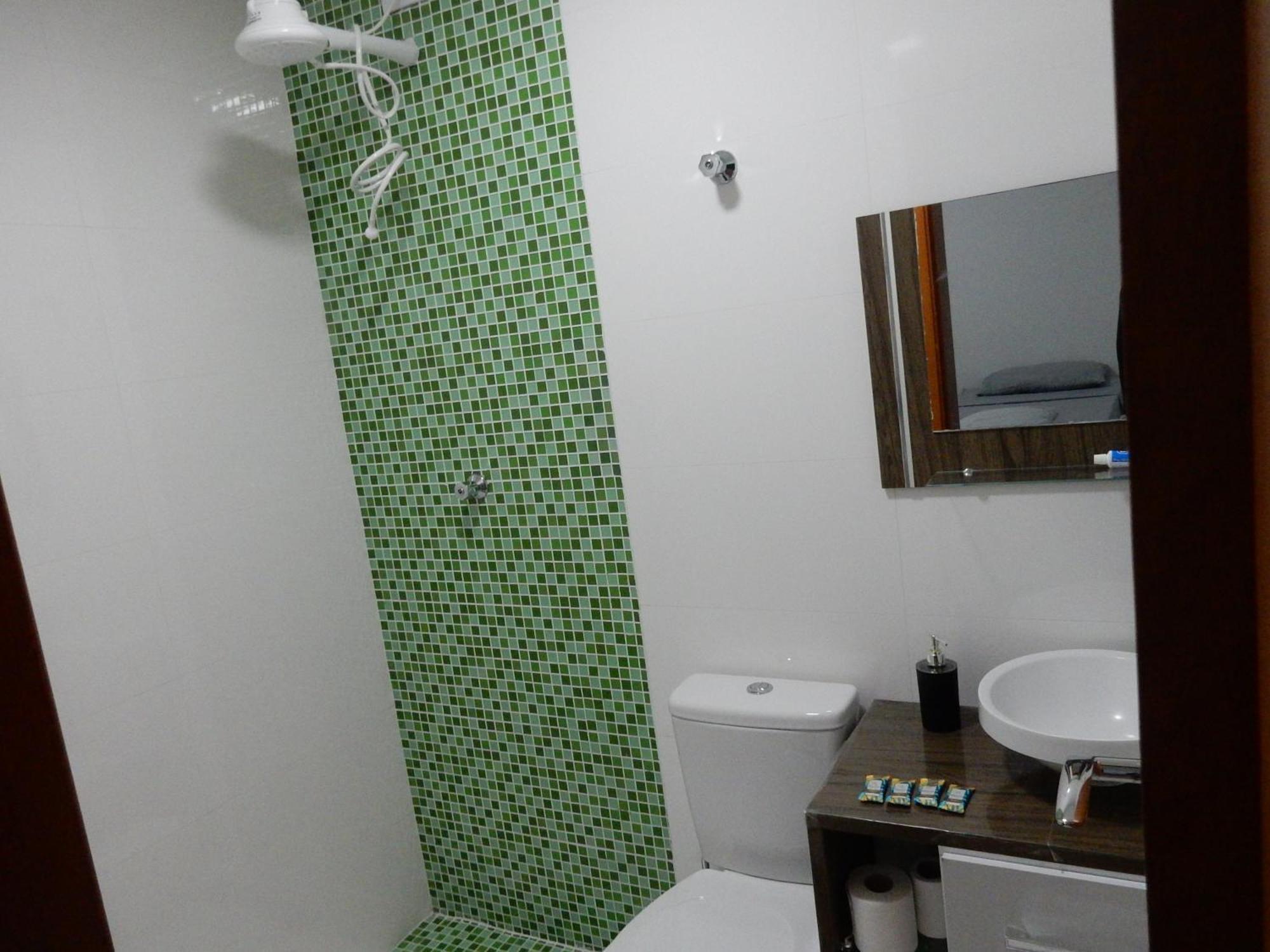 Casa Sete Enseada Ar Cond Suite E Estacionamento Gratis E Uma Otima Localizacao Na Enseada 과루자 외부 사진